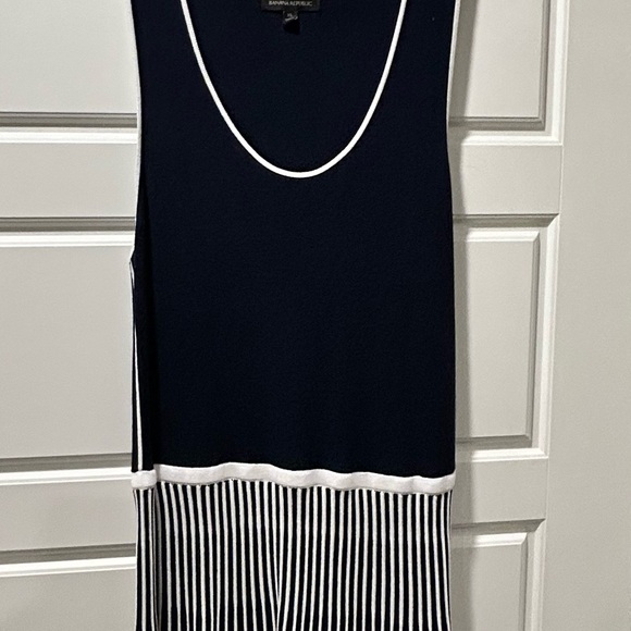 Haut Femme Fornarina – Blanc Et Or, Rayé, Sans Manches – Neuf Avec étiquettes
